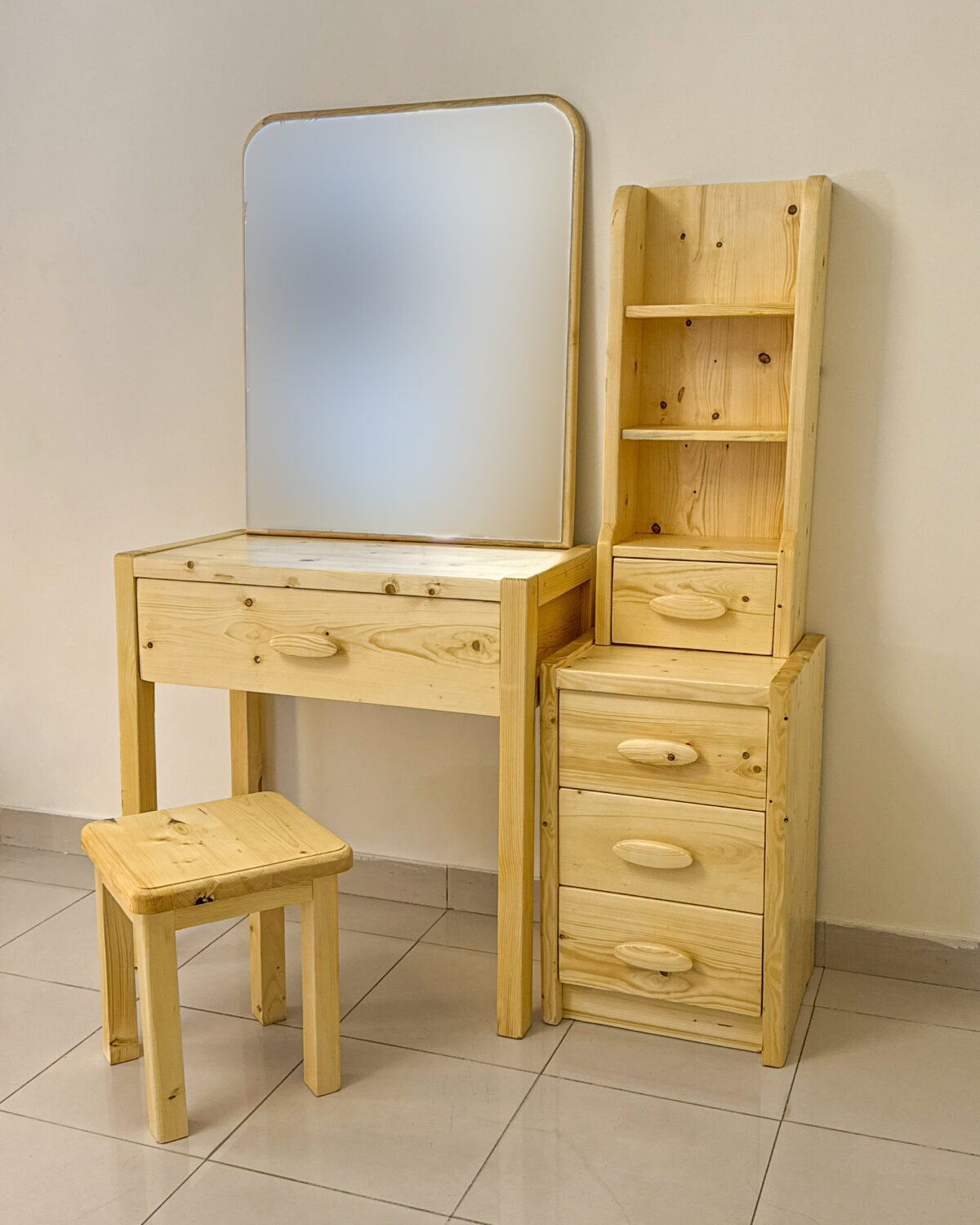 میز آرایش دست‌ساز چوب روسی - Image 6