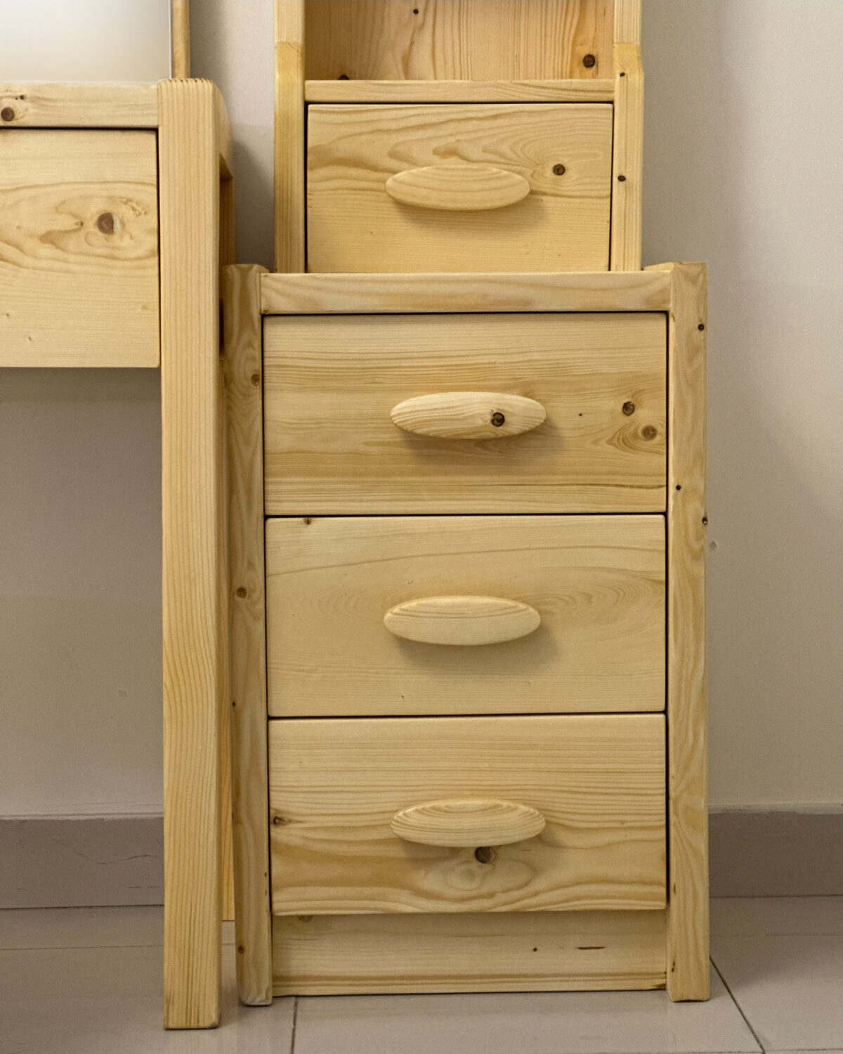 میز آرایش دست‌ساز چوب روسی - Image 5