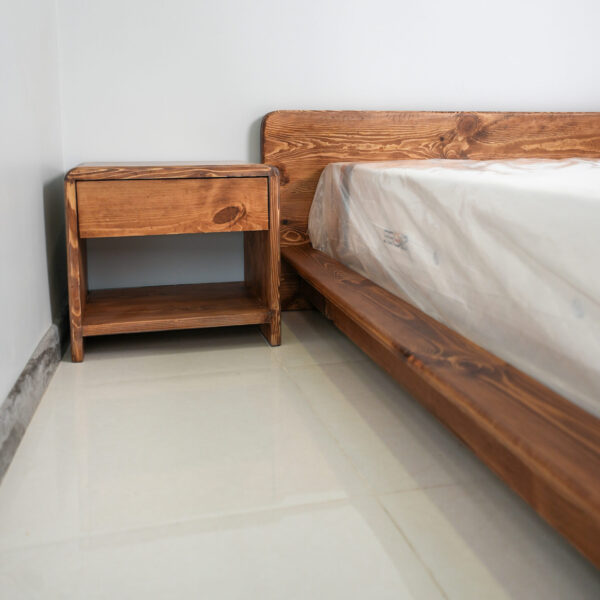 پاتختی کشودار