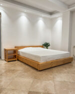 تخت خواب چوبی کایا